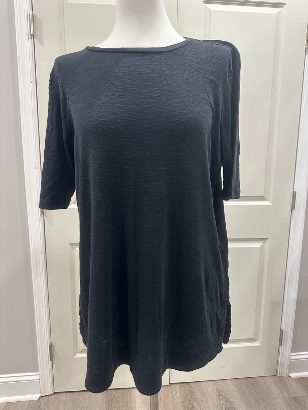 J. Jill Black Relaxed Crewneck Tunic Top